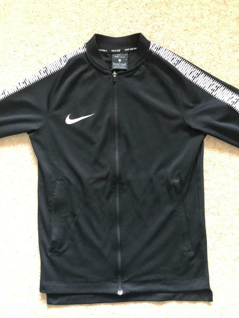 age 8 tracksuit